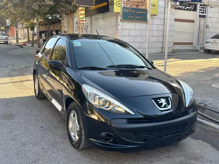 207i 1402|خودرو سواری و وانت|خرم‌آباد, |دیوار