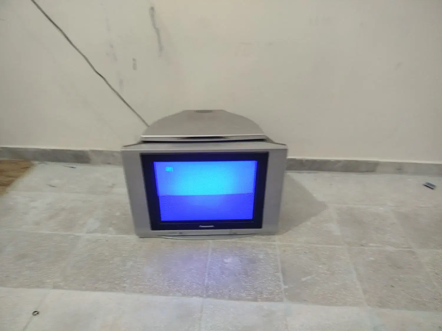 تلویزیون قدیمی اصلی سالم|تلویزیون و پروژکتور|سبزوار, جنت|دیوار