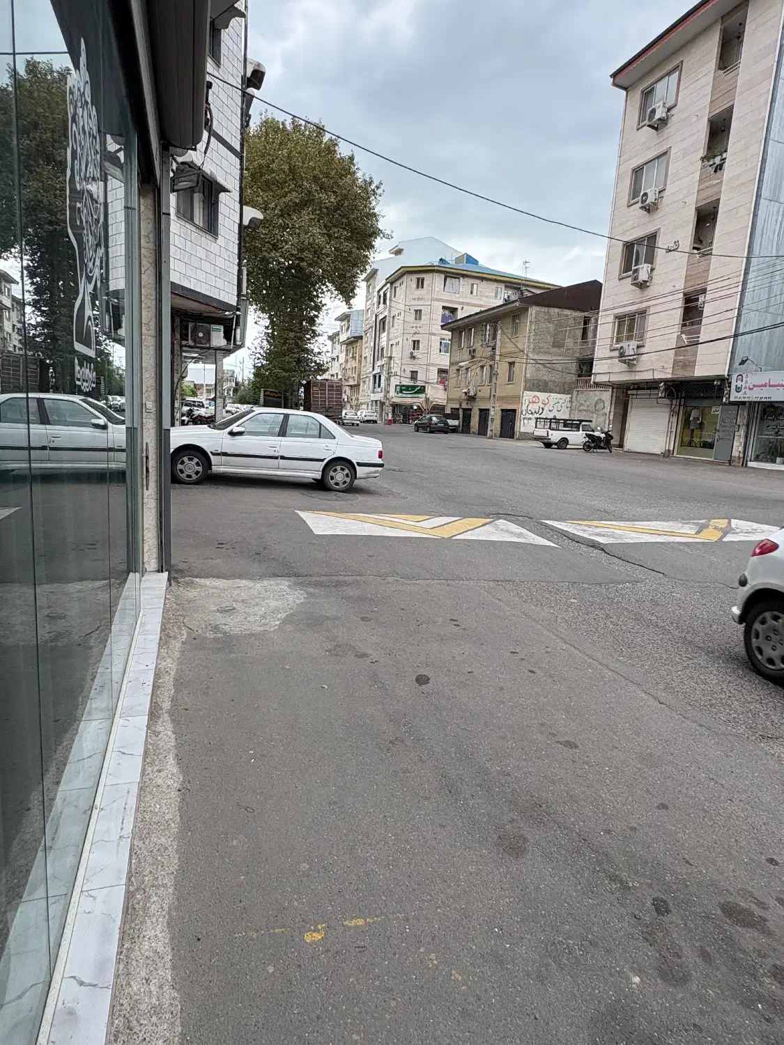 رهن واجاره مغازه ۲۵متر/باامکانات/دوبلکس/نقره دشت|اجارهٔ مغازه و غرفه|رشت, چمارسرا|دیوار