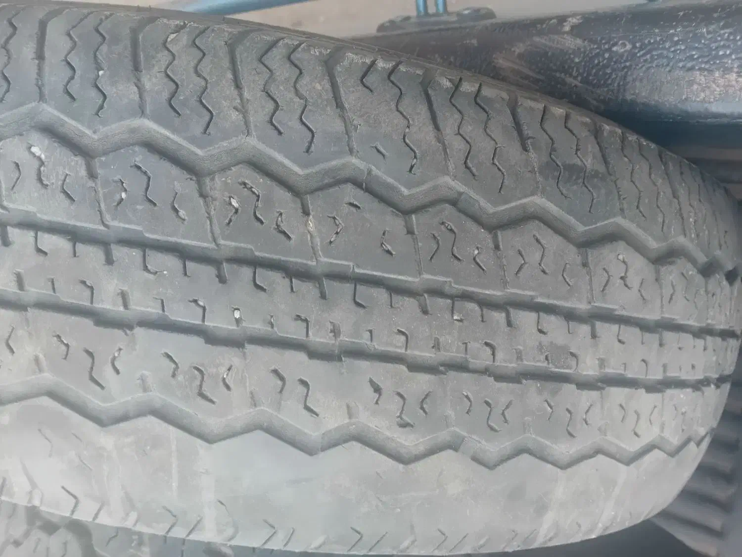 لاستیک پیکاپ سایز 15 75 215|عمده‌فروشی|خان ببین, |دیوار