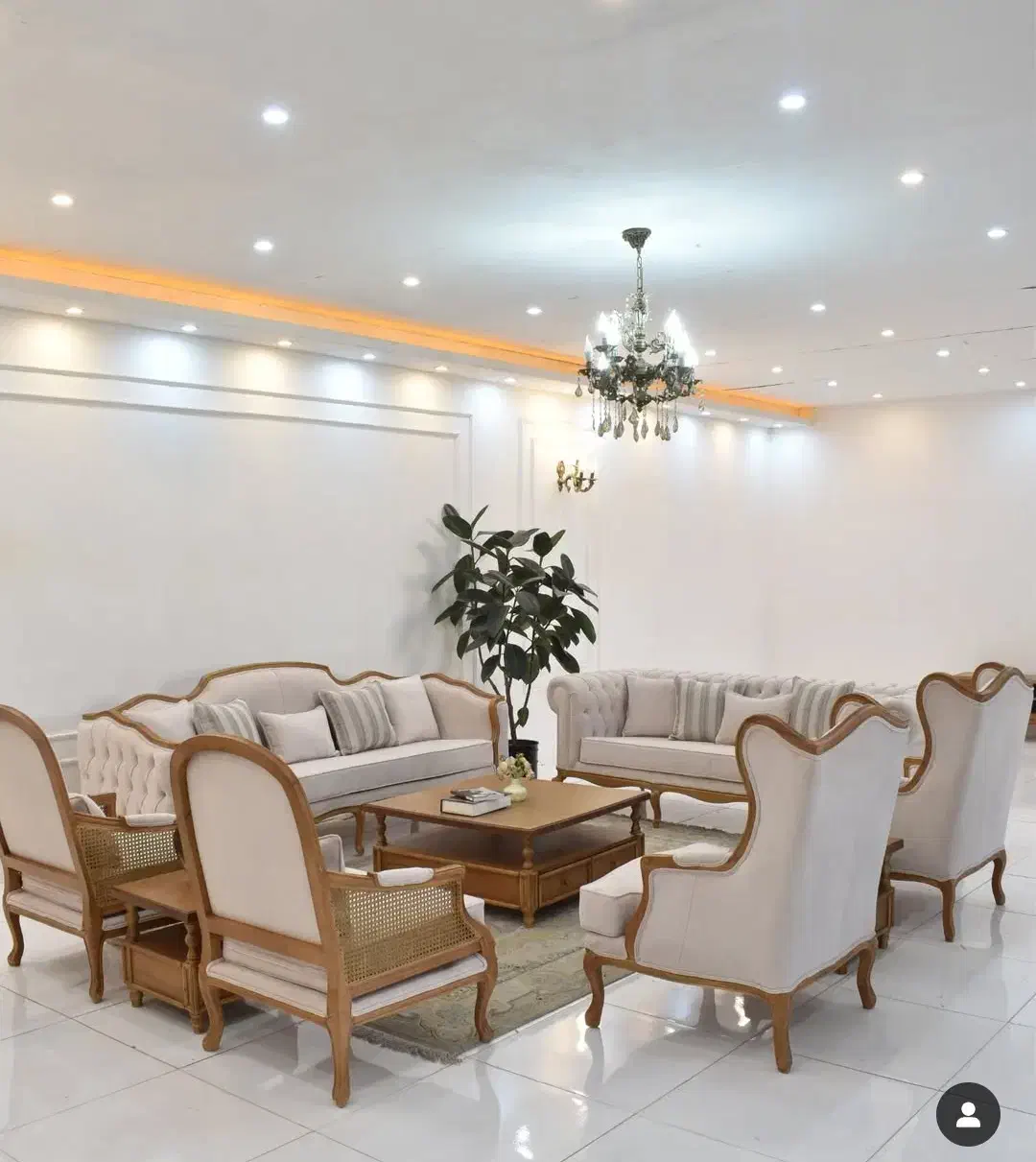 به کجا چنین شتابان 0 اول این رو بخون *|مبلمان خانگی و میز عسلی|شیراز, زرهی|دیوار