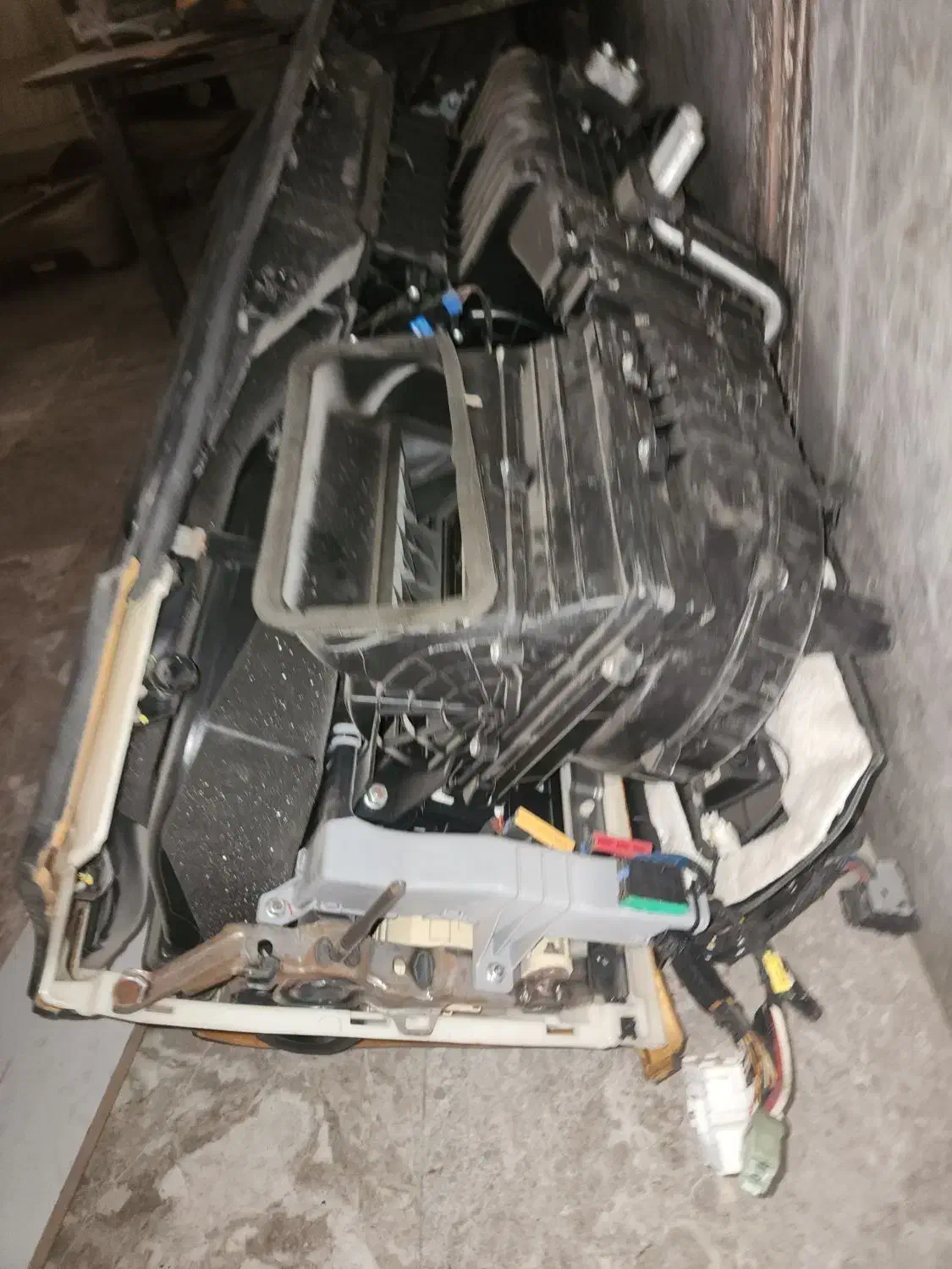 کاپوت داشبورد بخاری سینی جلو چراغ هیدرولیک جنسیس|خدمات موتور و ماشین|قدس, شهرک فرزان|دیوار