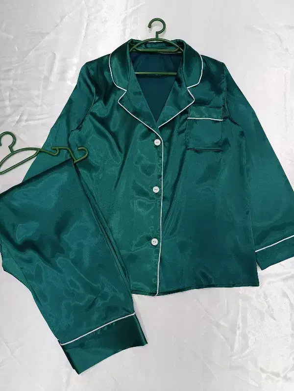 شومیز و شلوار ساتن|لباس|لار, |دیوار