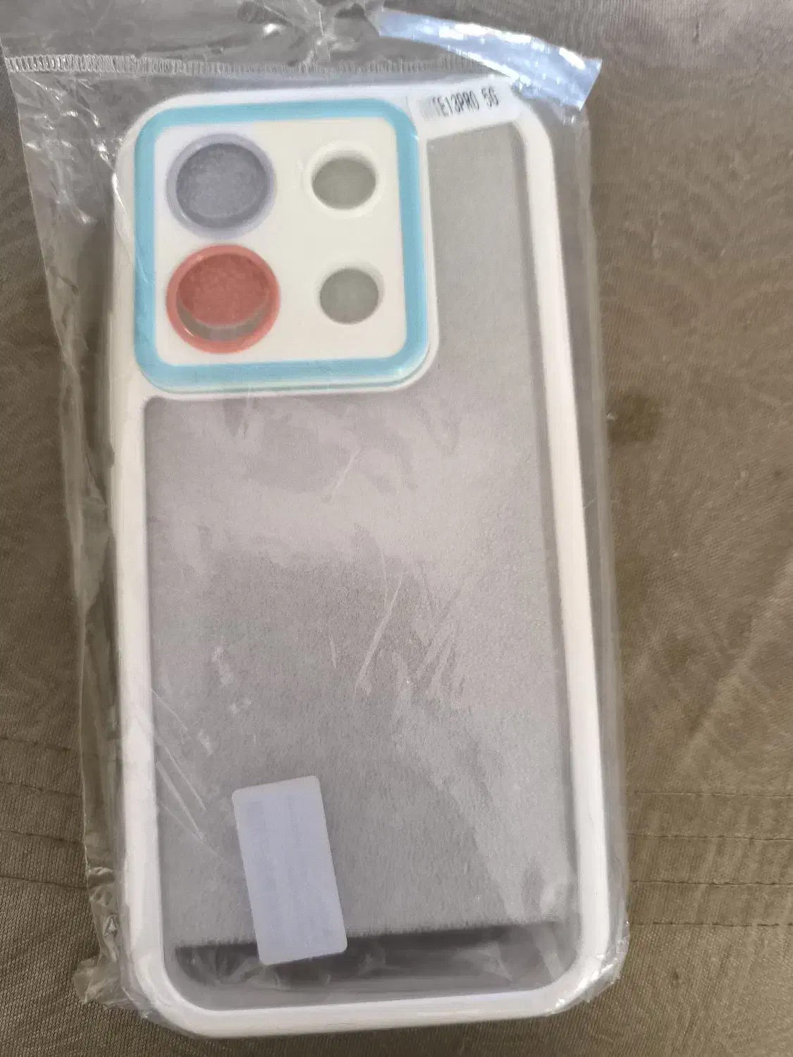 یک عدد کاور ردمی نوت13پرو 5g|لوازم جانبی موبایل و تبلت|شیراز, شهرک رضوان|دیوار