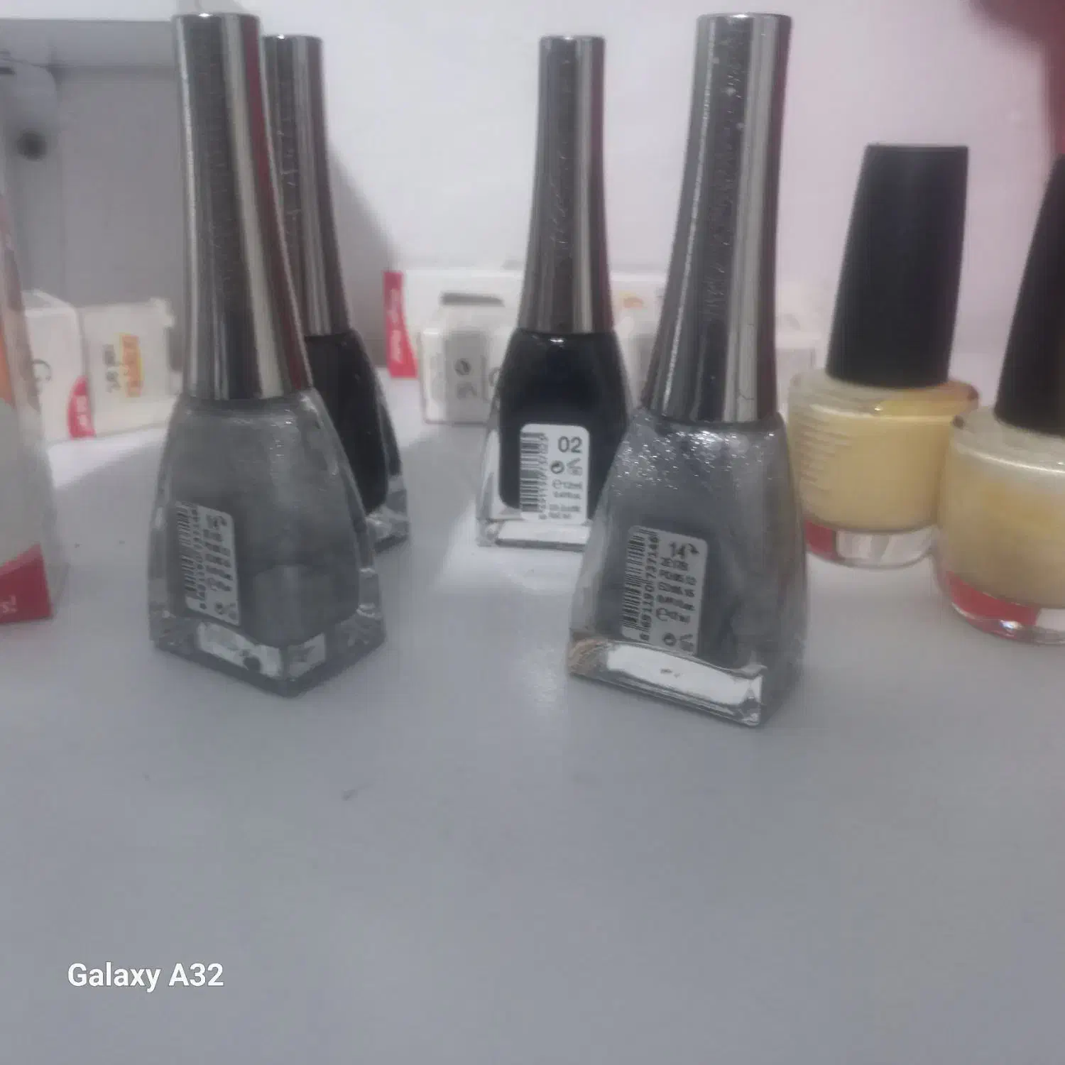 لاک ناخن دونه ۴۵|آرایشی، بهداشتی، درمانی|قرق, |دیوار