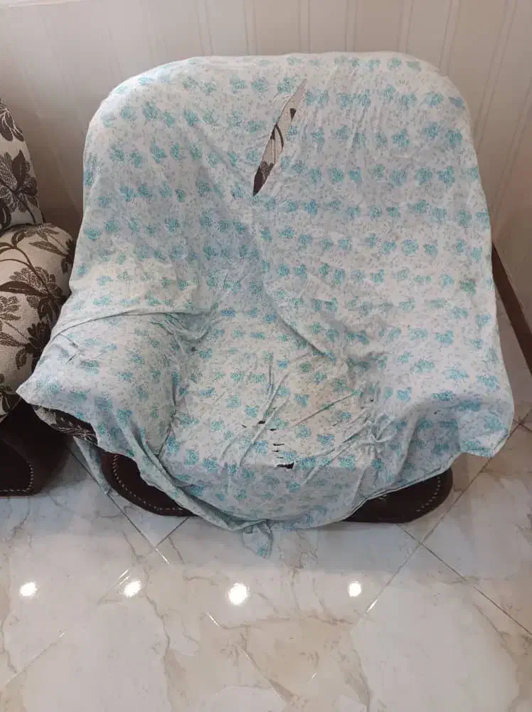 مبل۶ نفره|مبلمان خانگی و میز عسلی|اندیشه, اندیشه فاز ۳|دیوار