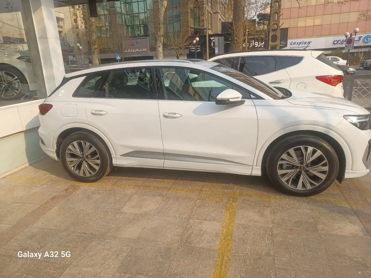 آئودی Q4|خودرو سواری و وانت|تهران, گلستان (شهرک راه آهن)|دیوار