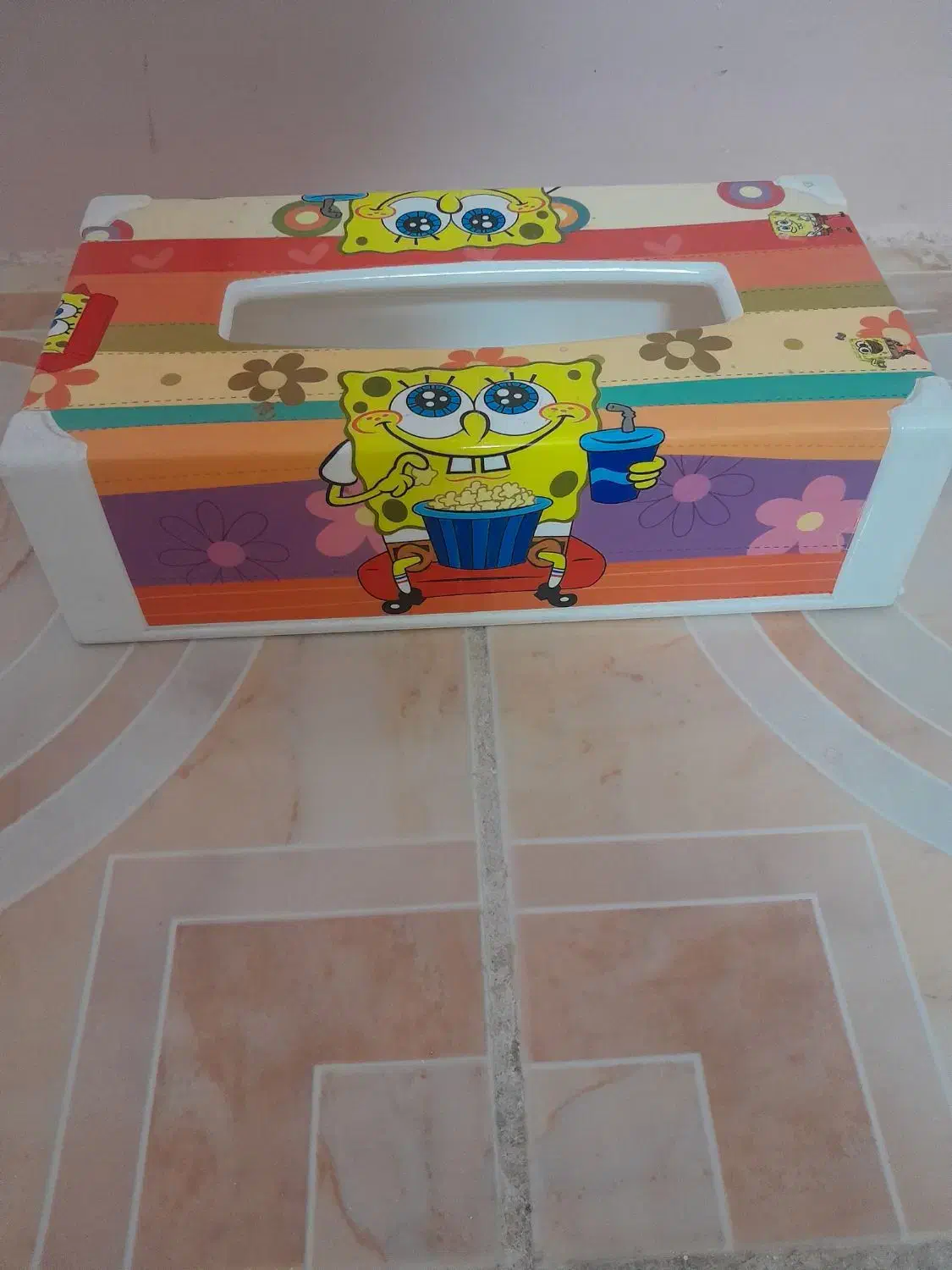 سطل و جا دستمال کاغذی|اسباب و اثاث بچه|باقرشهر, |دیوار