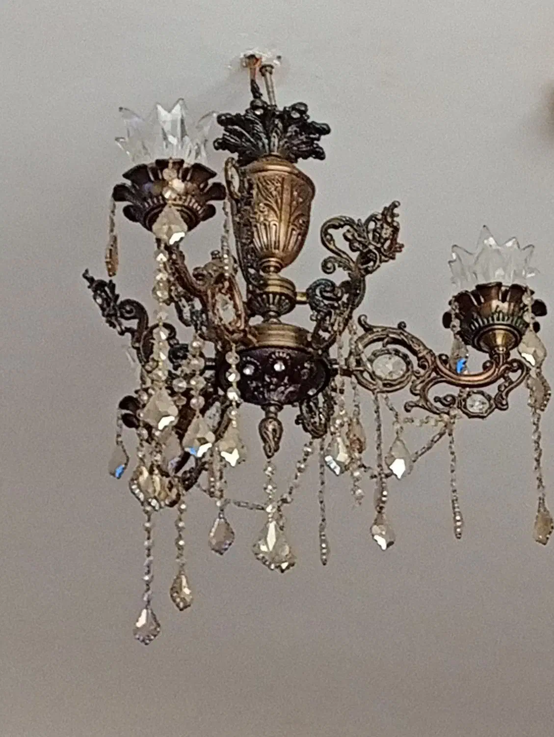 لوستر سه  شاخه|لوستر و چراغ آویز|سبزوار, توحیدشهر|دیوار