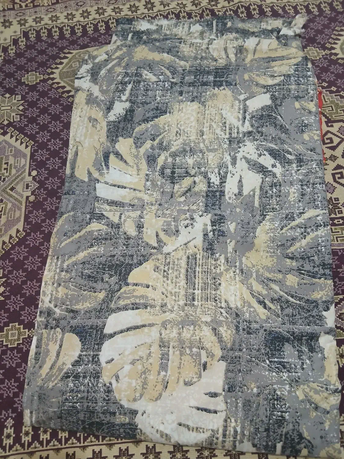 ۳ تا پارچه|سرویس روتختی|مرند, |دیوار