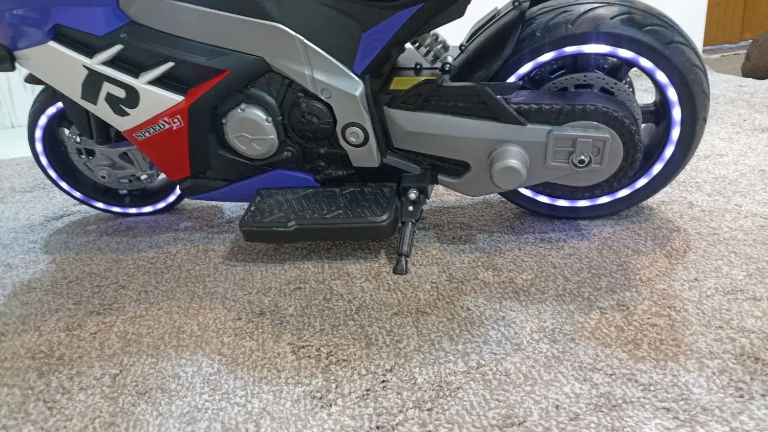 حمیدیه روبروی کلانتری خیابان جانبازان|اسباب‌‌بازی|حمیدیه, |دیوار