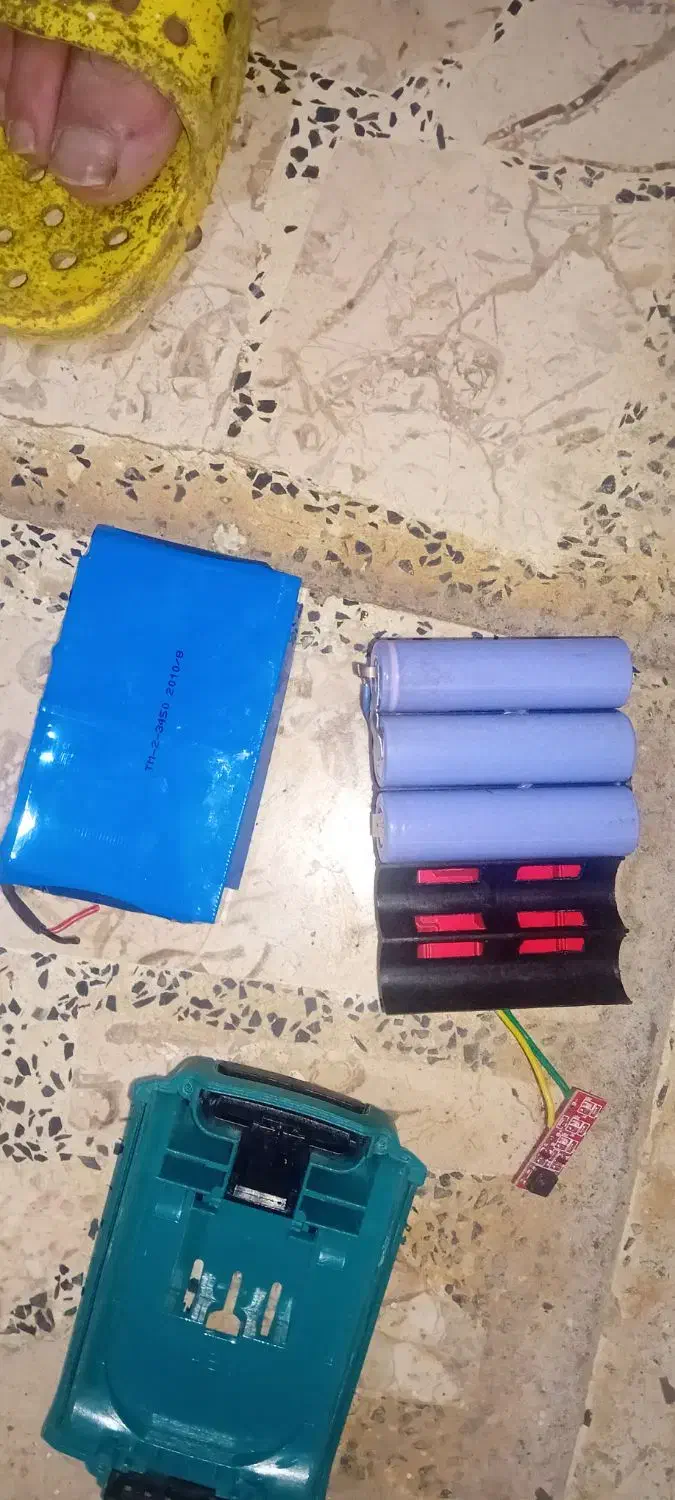 بلندگوی خودرو|قطعات یدکی و لوازم جانبی|رشت, رودباری|دیوار