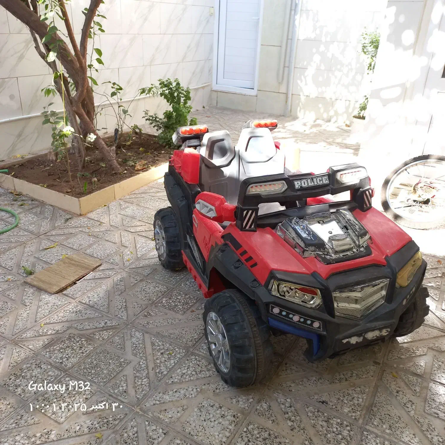 ماشین شارژی|اسباب‌‌بازی|اقبالیه, |دیوار