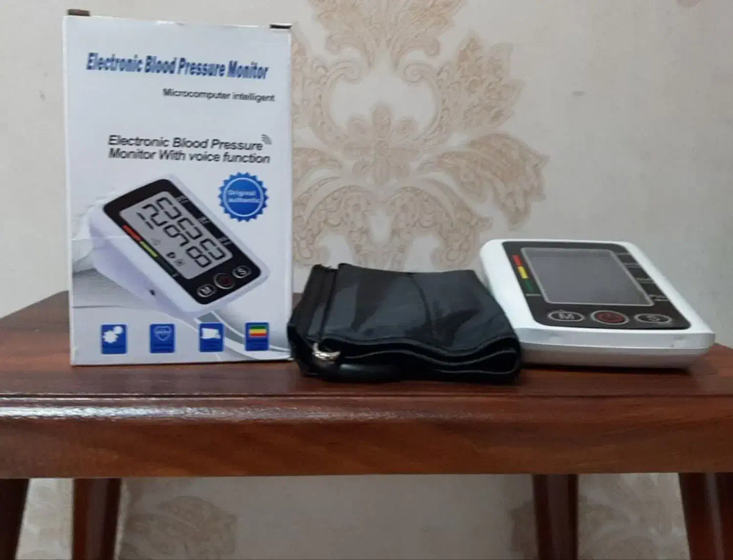 فشارسنج دیجیتال سخنگو مدل اینگلسی و فارسی|پزشکی|کاشان, زیدی|دیوار