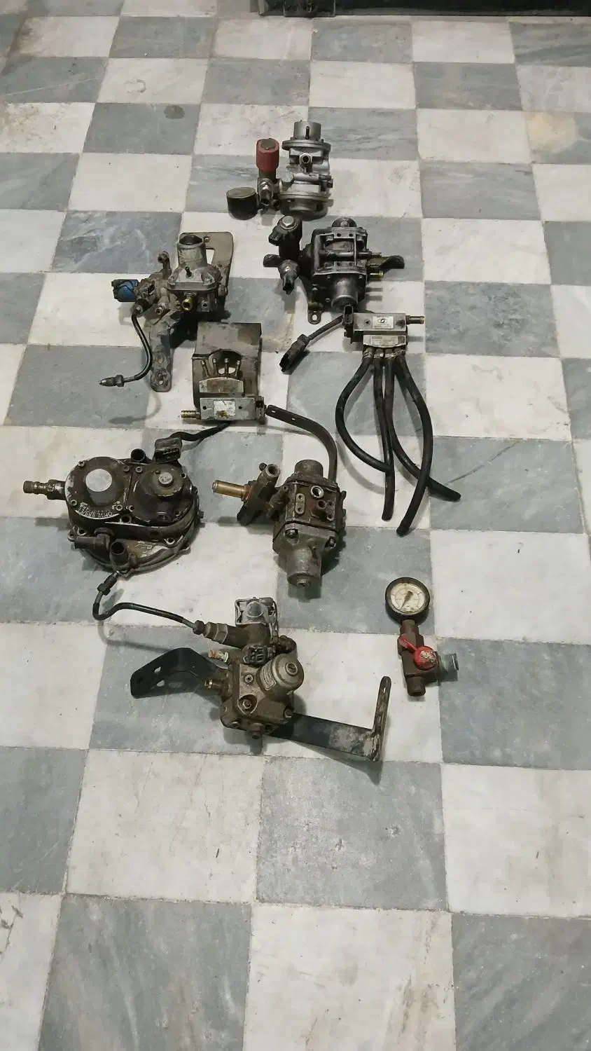 تعمیر وفروش قطعات سی ان جی|خدمات موتور و ماشین|شاهین‌شهر, فردوسی|دیوار