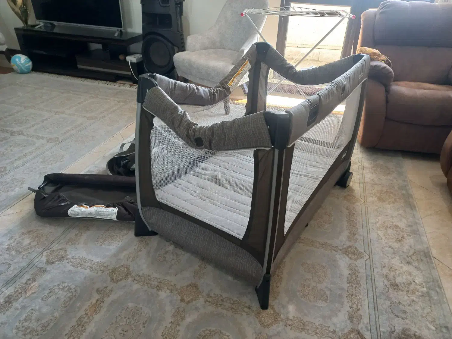 تخت و پارک چیکو|تخت و صندلی بچه|تهران, شهرک چیتگر|دیوار