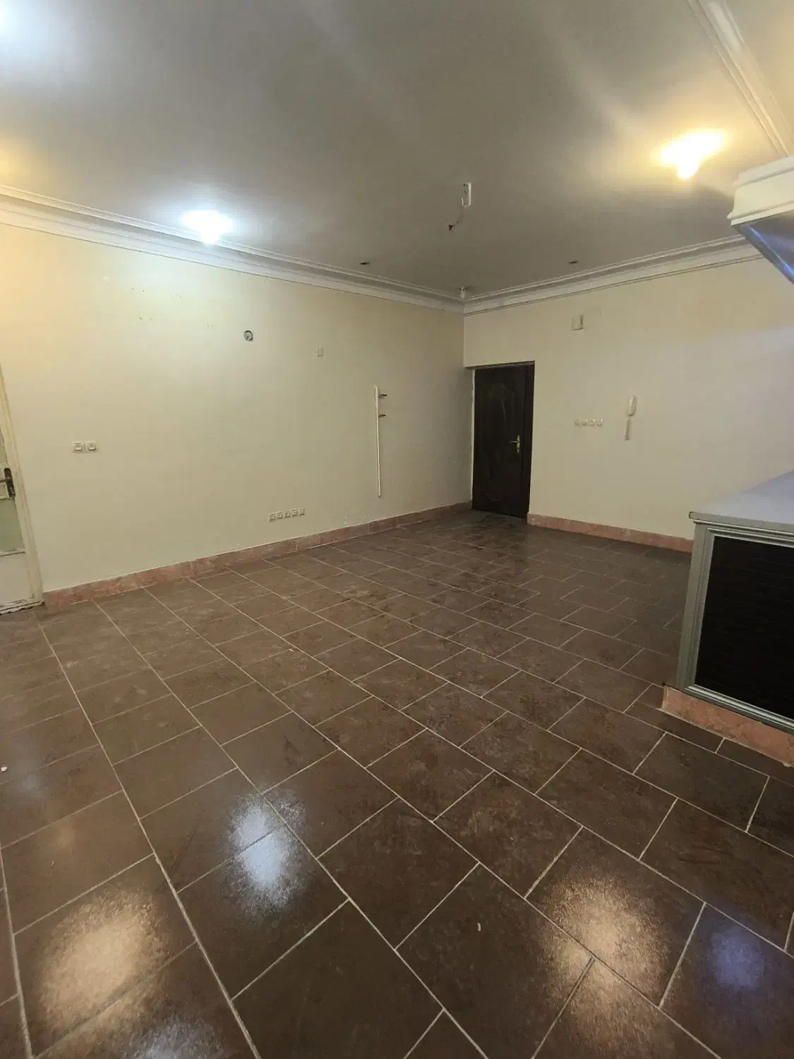 فروش 90 متری واقع در زمین شهری|فروش آپارتمان|آبادان, |دیوار