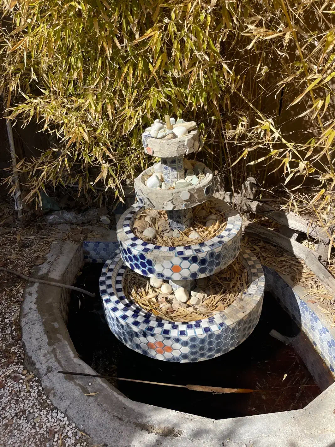 اب نما|مجسمه، تندیس، ماکت|شیراز, انجیره|دیوار