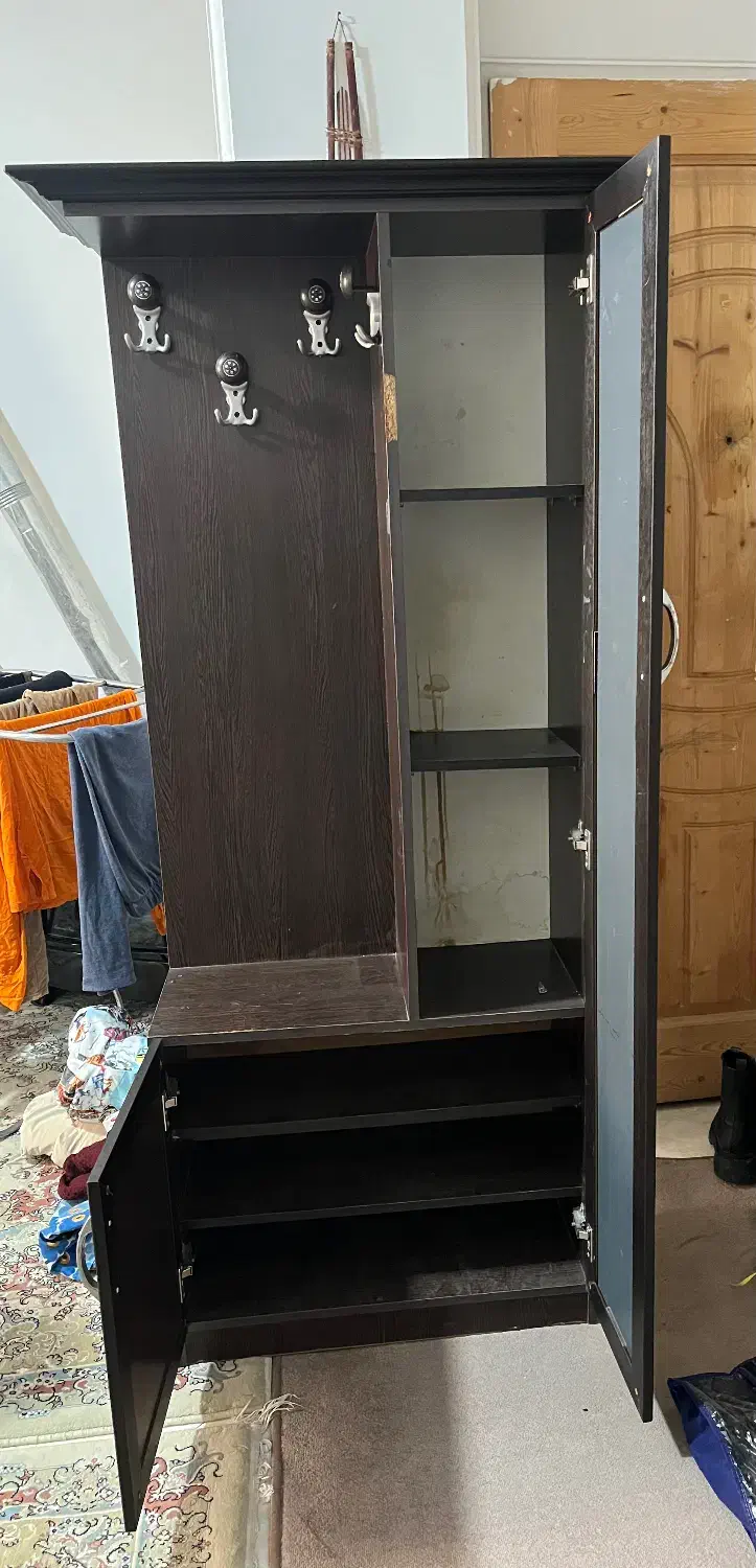 جاکفشی|جاکفشی، کمد، دراور|اسلام‌شهر, شهرک سالور|دیوار