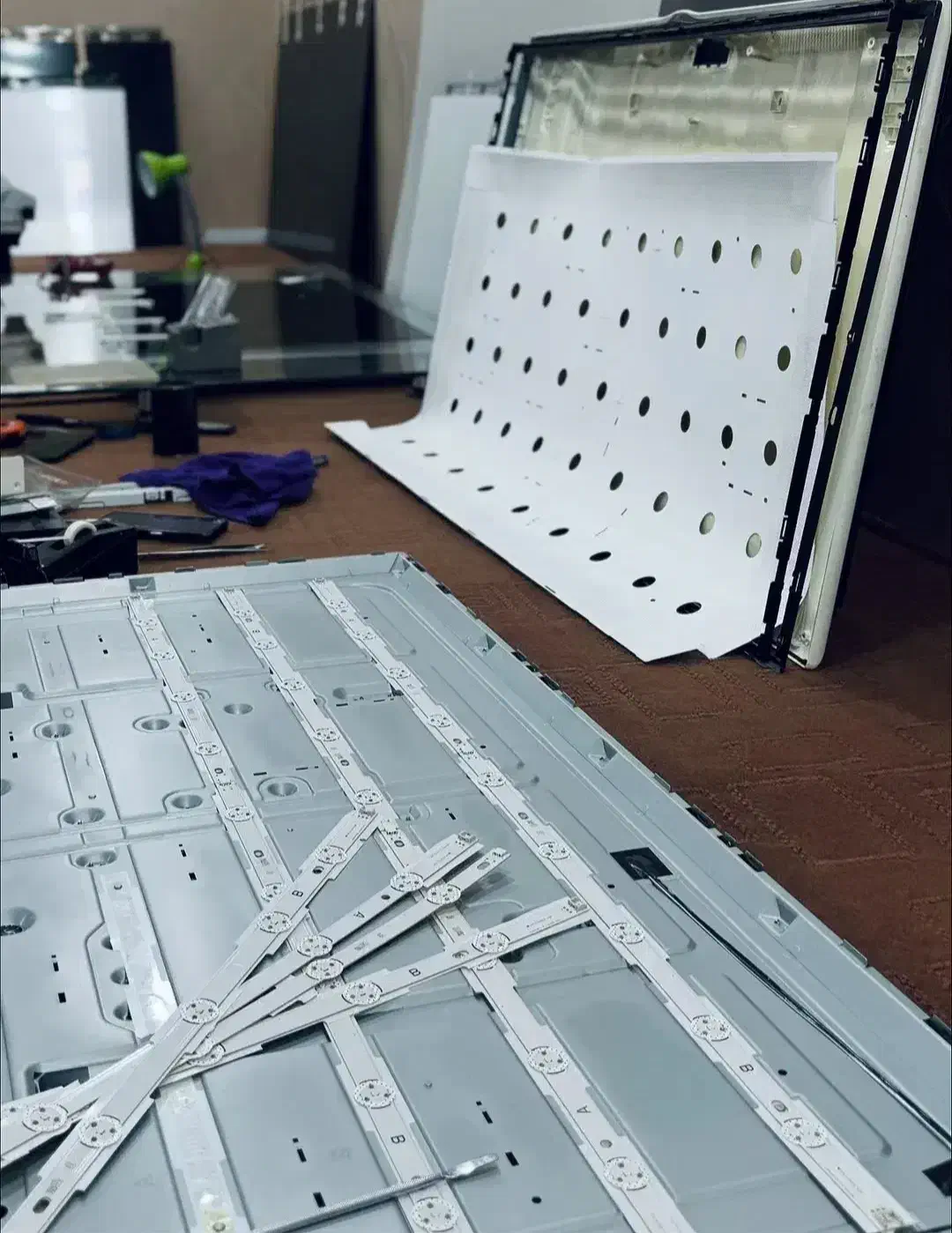 تعمیرات تخصصی تلویزیون LCDوLED(در منزل )|خدمات پیشه و مهارت|رشت, کوی مهر|دیوار