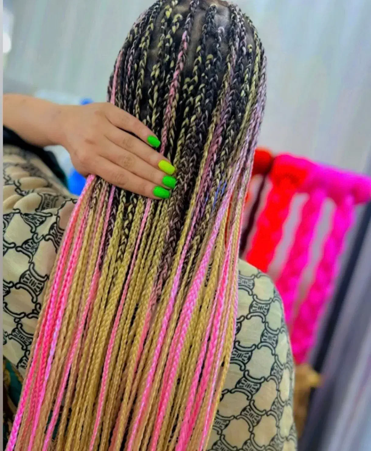 بافت مو، کاشت مژه|خدمات آرایشگری و زیبایی|تهران, دهم فروردین|دیوار