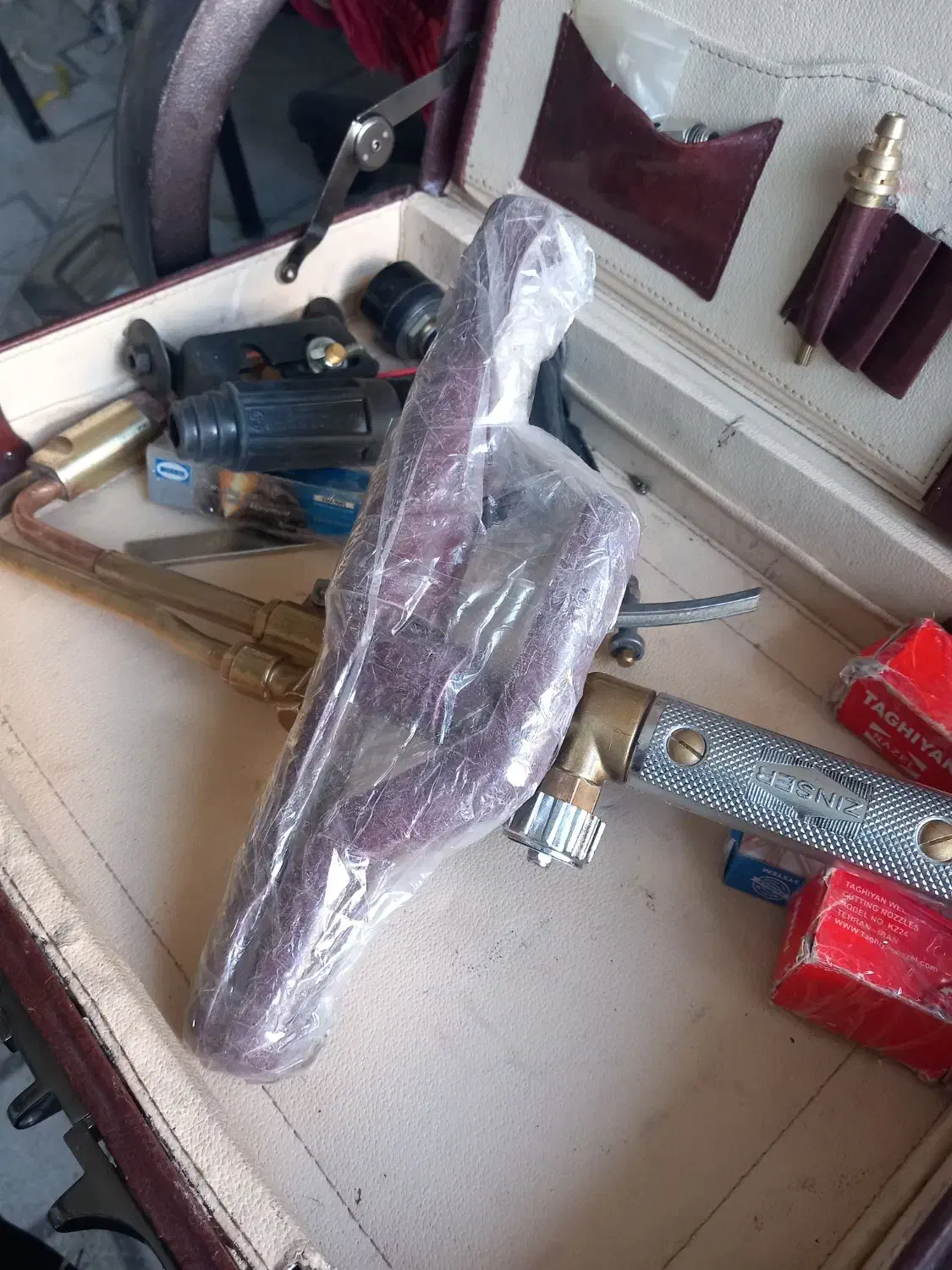 ابزار هوا برش|ابزارآلات|سمنان, |دیوار