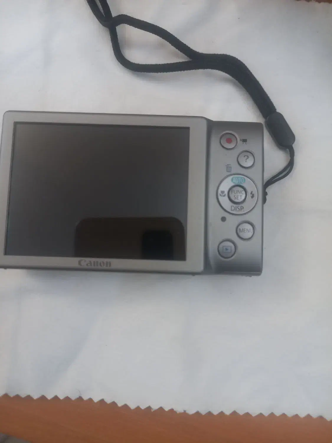 دوربین عکاسی|دوربین عکاسی و فیلم‌برداری|پرند, فاز ۶|دیوار