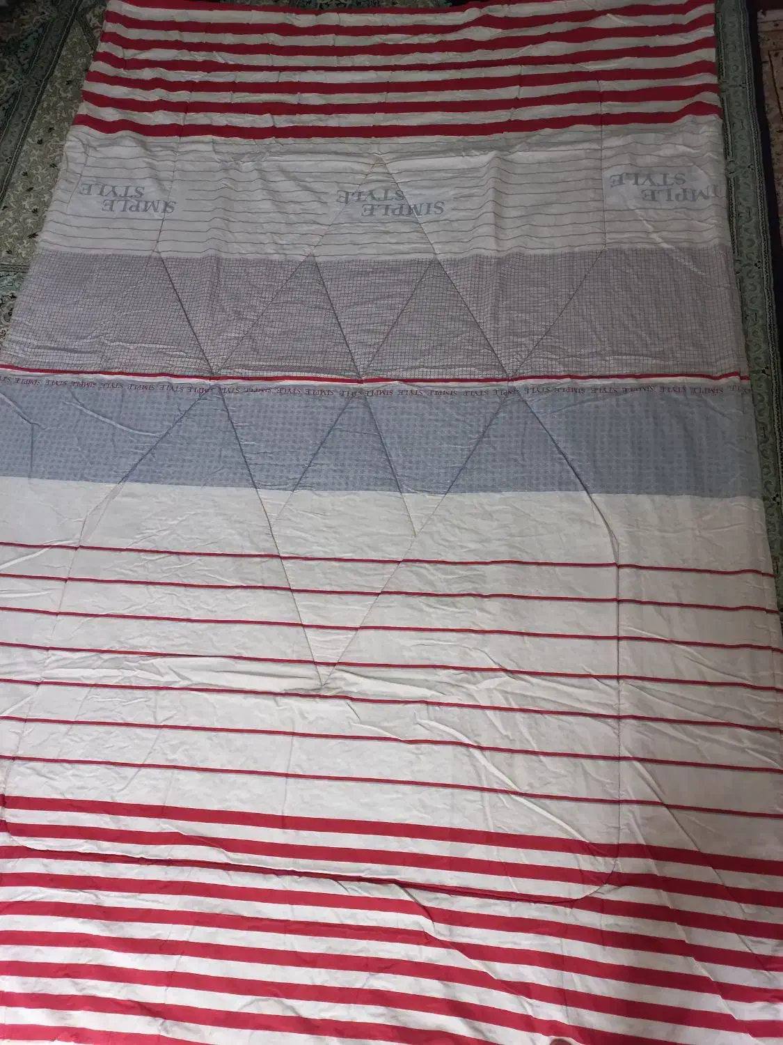 لایکو ی یکنفره|سرویس روتختی|رشت, عینک|دیوار