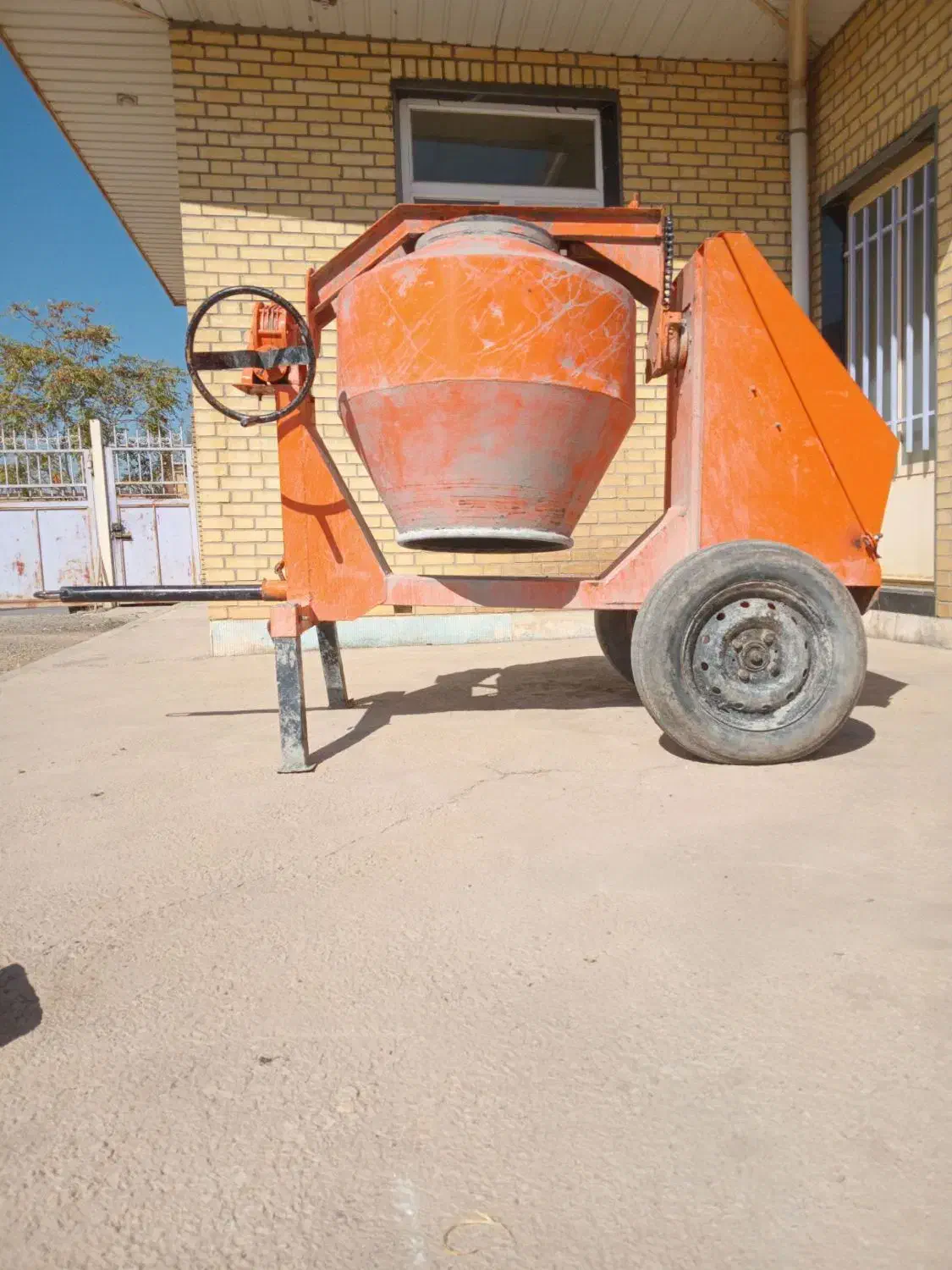 کرایه میکسر|ماشین‌آلات صنعتی|کرمانشاه, |دیوار