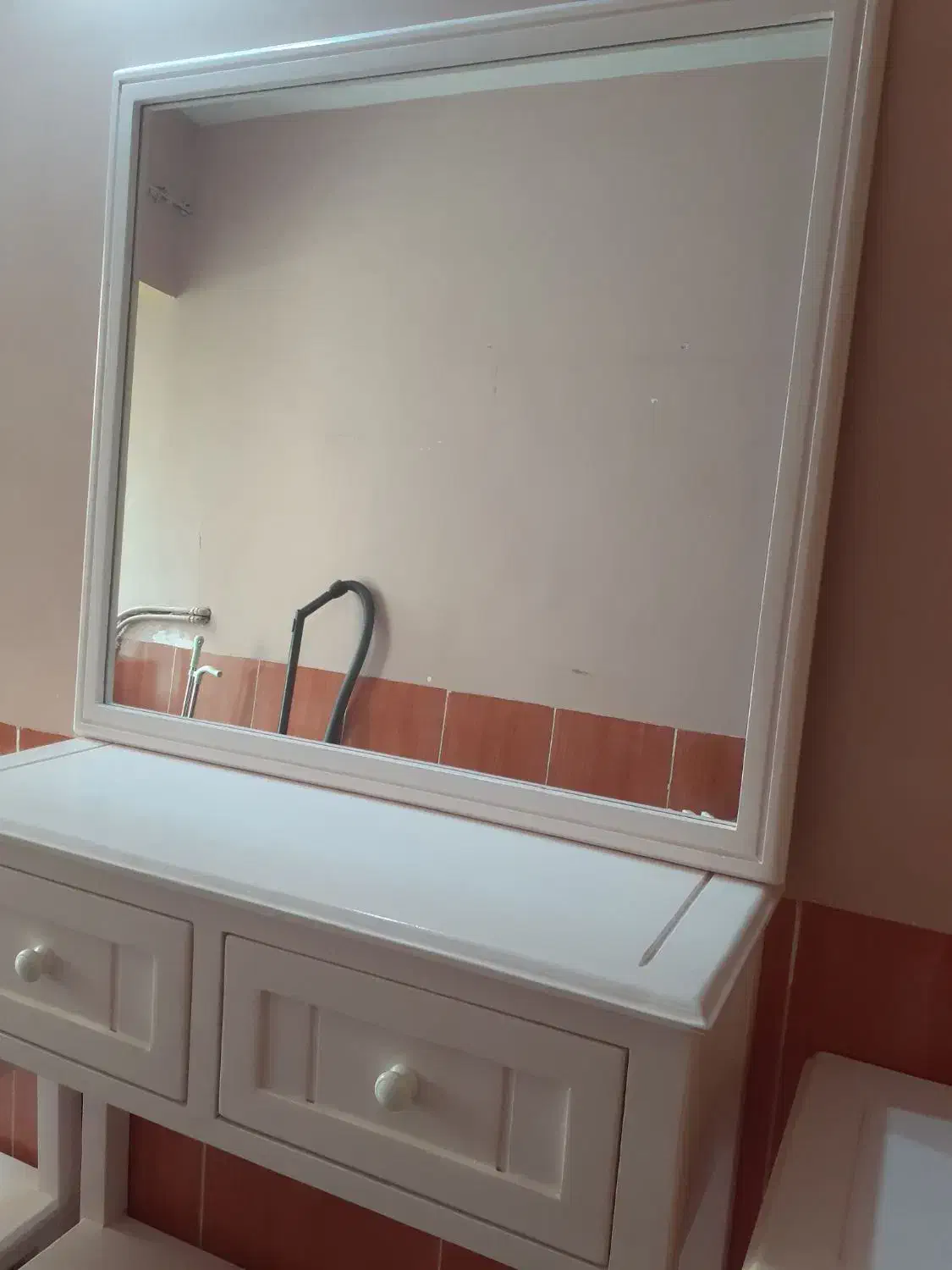 آینه|آینه|ایلام, |دیوار