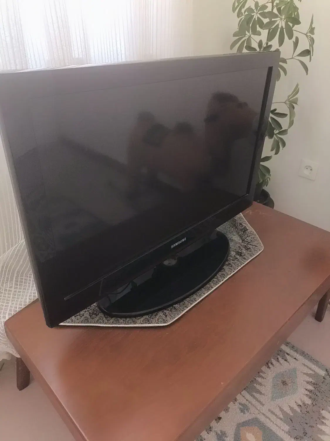 ال سی دی ۳۲ اینج|تلویزیون و پروژکتور|ری, اقدسیه|دیوار