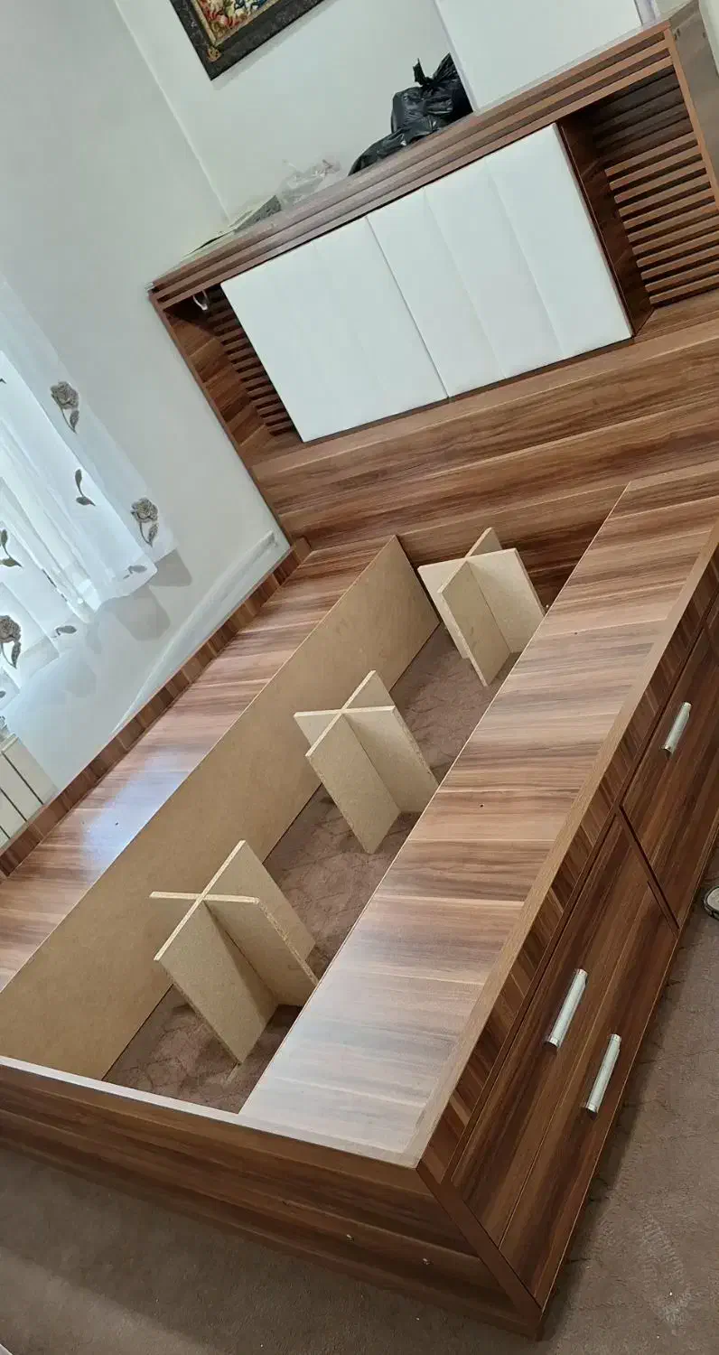 تخت|تخت و سرویس خواب|کرج, عظیمیه|دیوار