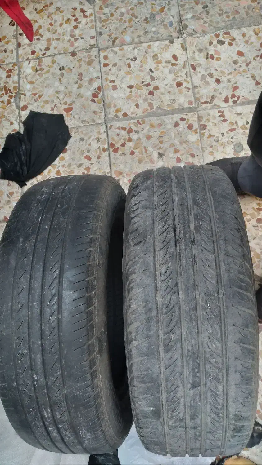 لاستیک پژو سایز۱۴ باریک و پهن|قطعات یدکی و لوازم جانبی|خرمآباد, |دیوار