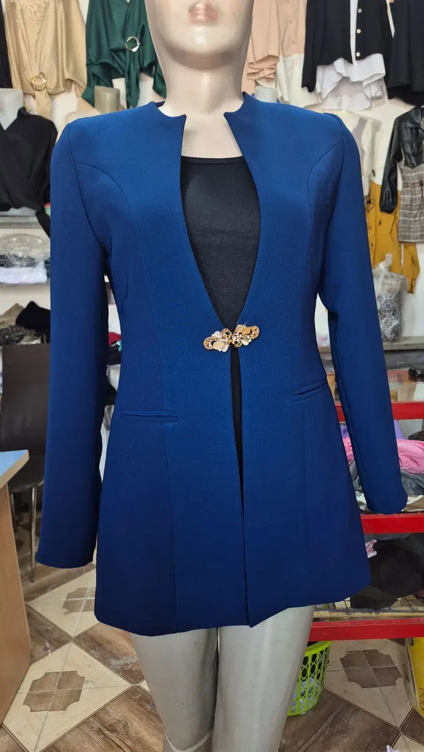 لباس مجلسی|لباس|تبریز, |دیوار