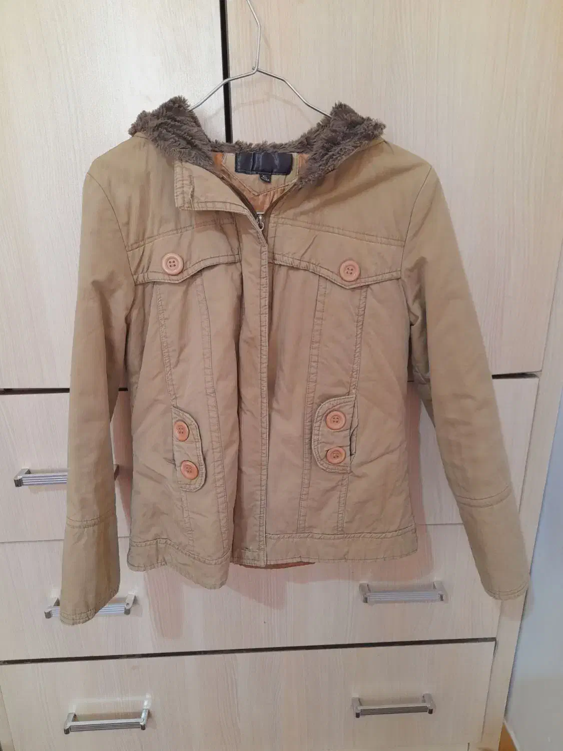 کاپشن کوتاه|لباس|قوچان, |دیوار