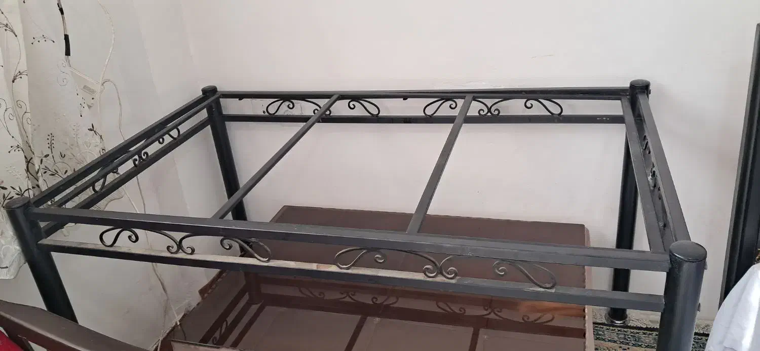 میز نهار خوری ۶ نفره بدون شیشه با ۴عدد صندلی|میز و صندلی غذاخوری|لاهیجان, مهرگان|دیوار