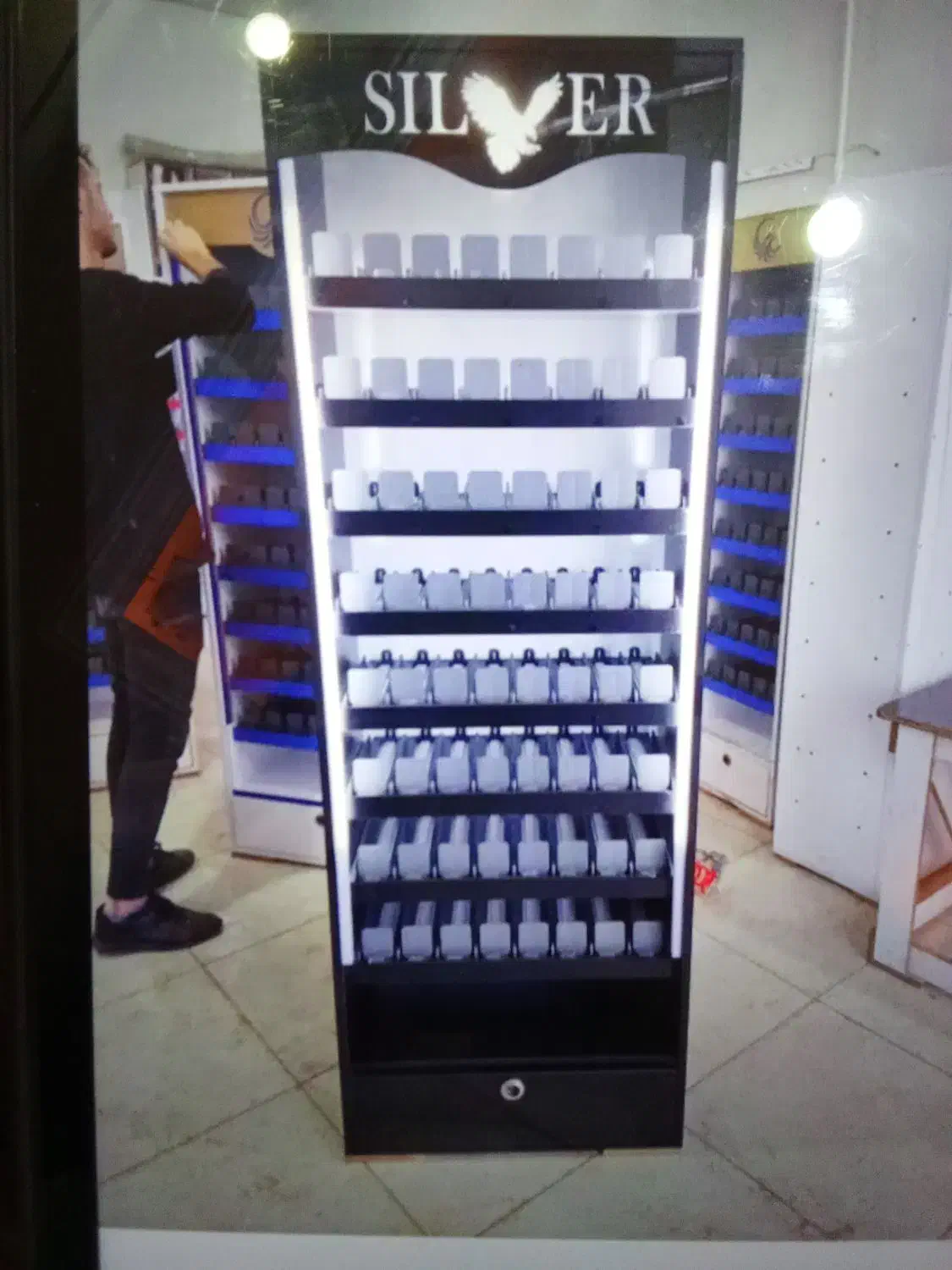 قفسه سیگار تنباکو|فروشگاه و مغازه|تهران, تهرانپارس شرقی|دیوار