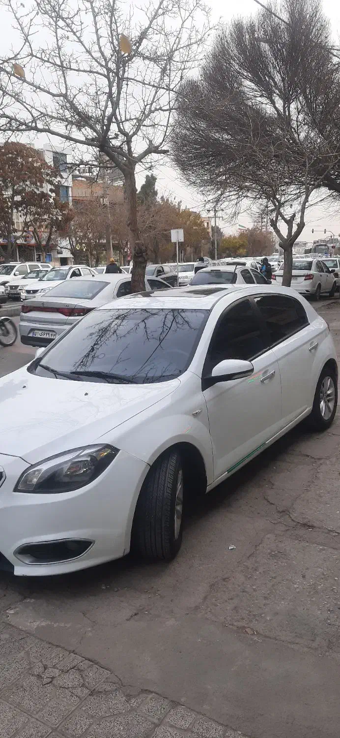 برلیانس h320 اوتومات موتور بزرگ مدل۹۷|خودرو سواری و وانت|مشهد, گلبرگ|دیوار