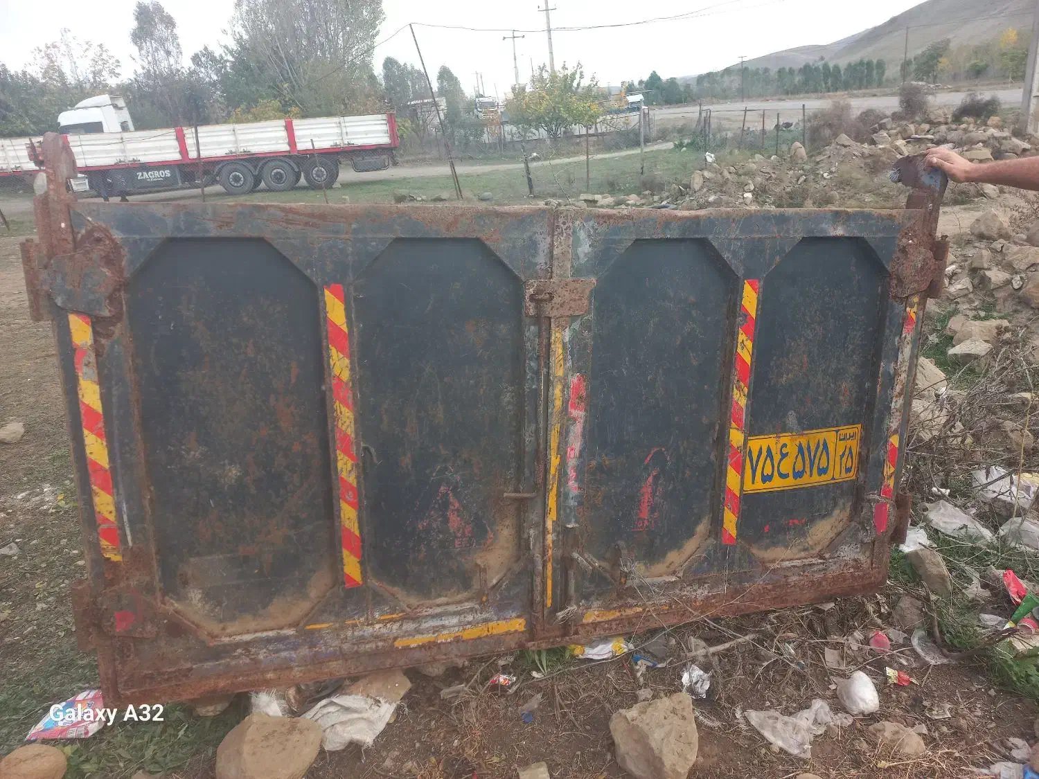 درب اتاق کمپرسی دهچرخ|قطعات یدکی و لوازم جانبی|آبش احمد, |دیوار