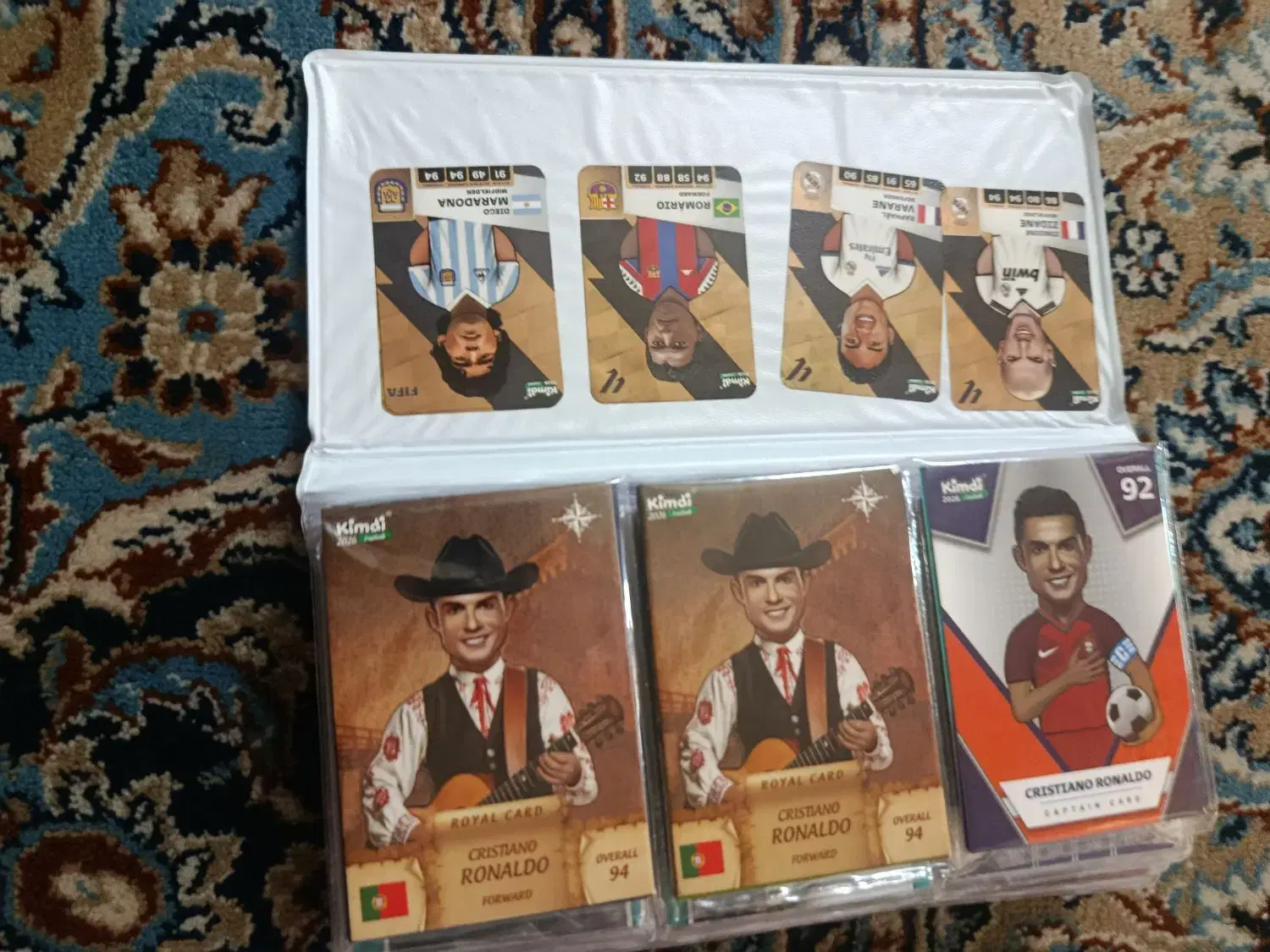 آلبوم کیمدی|اسباب‌‌بازی|چمستان, |دیوار