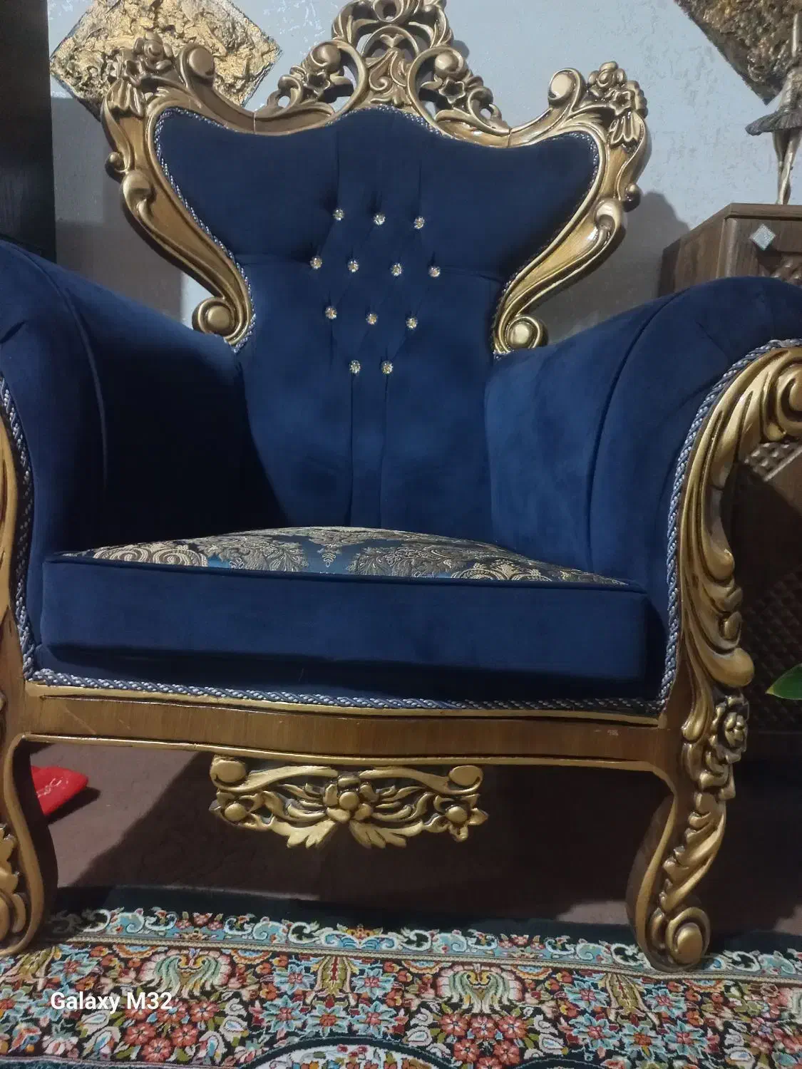 مبل سلطنتی ۹نفره|مبلمان خانگی و میز عسلی|نجفآباد, فیروزآباد|دیوار