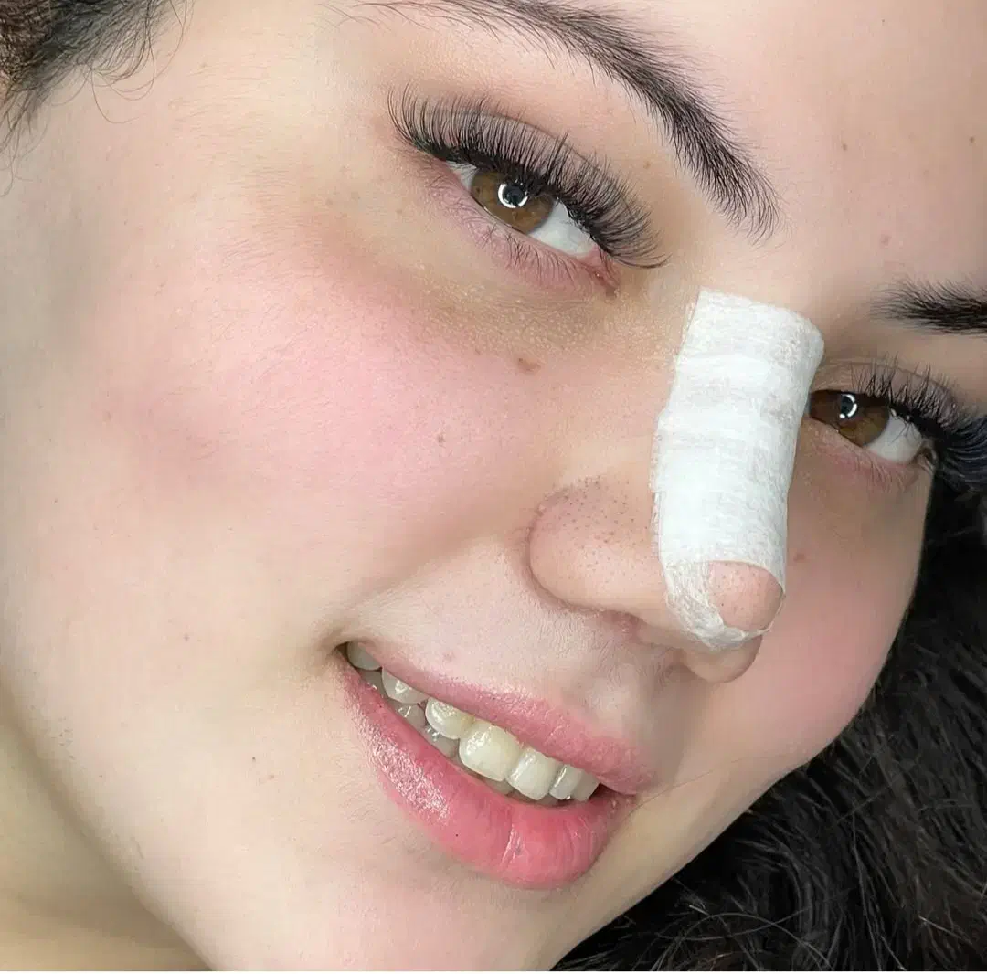 خدمات اکستنشن درخدمت شما عزیزان با قیمت ۲۰۰|خدمات آرایشگری و زیبایی|گرگان, |دیوار