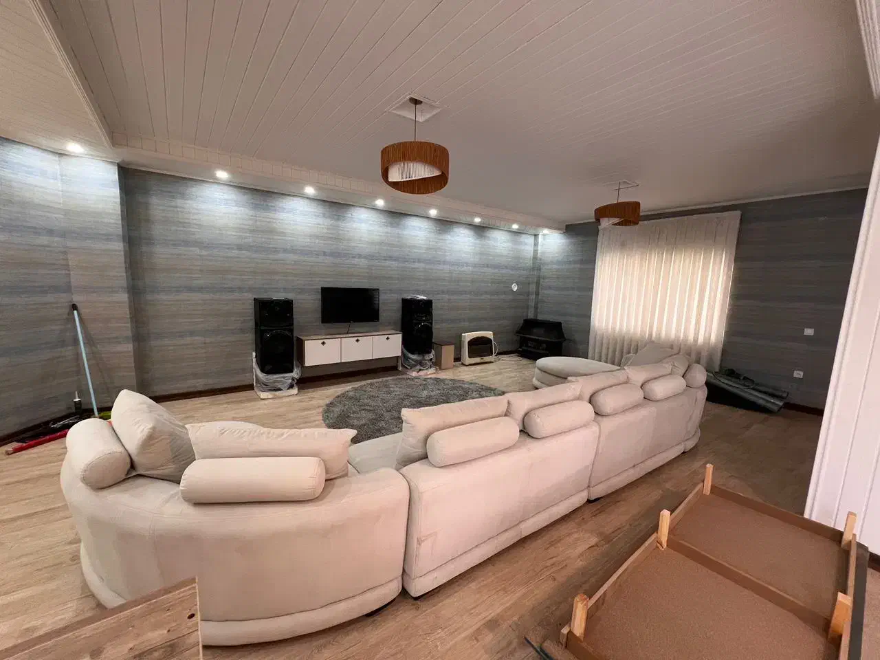 ویلاشهرکی/شم ال/مح/مدارک تکمیل/قی مت کل|فروش خانه و ویلا|تهران, حکیمیه|دیوار