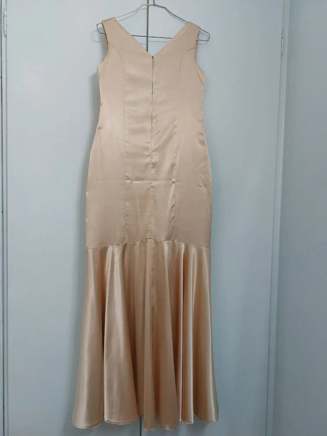 لباس مجلسی|لباس|پردیس, فاز ۳|دیوار