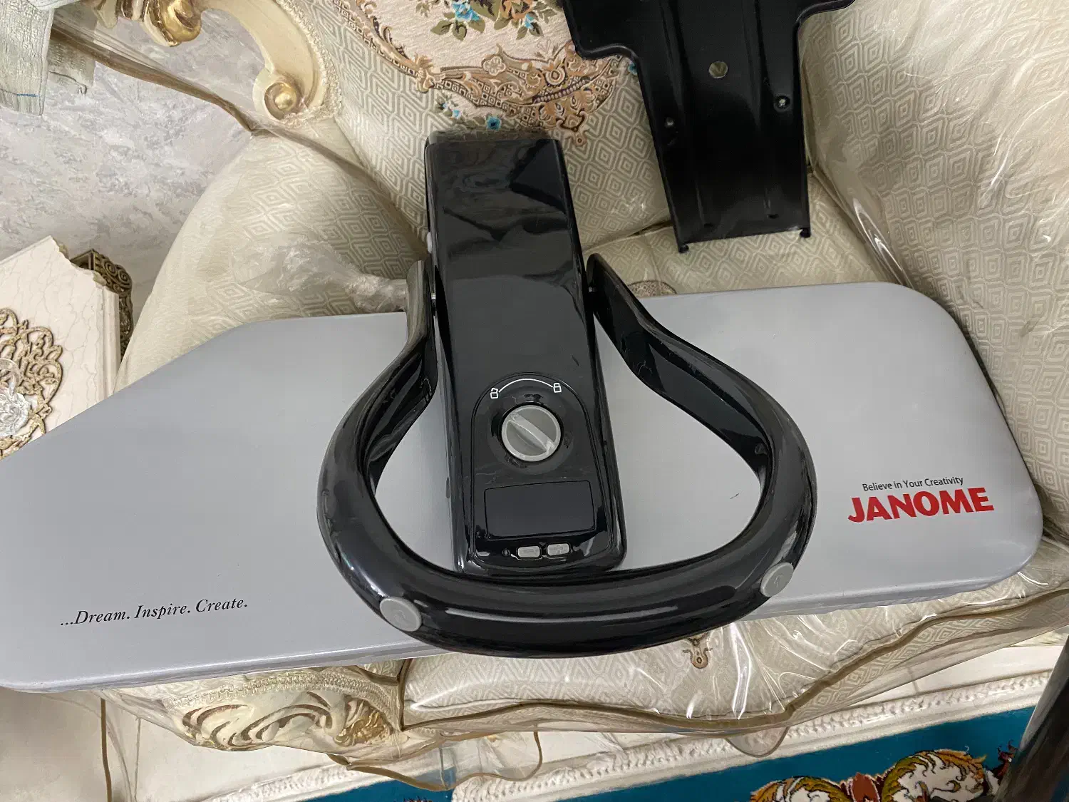 اتو پرس جانومی|اتو و لوازم اتو|فردیس, منظریه|دیوار