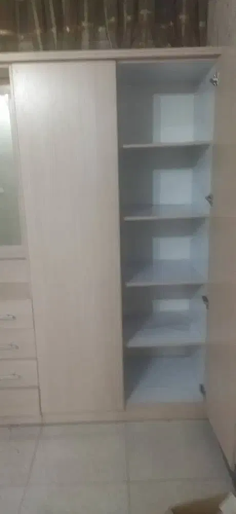 کمددرحد نو|تخت و سرویس خواب|منجیل, |دیوار