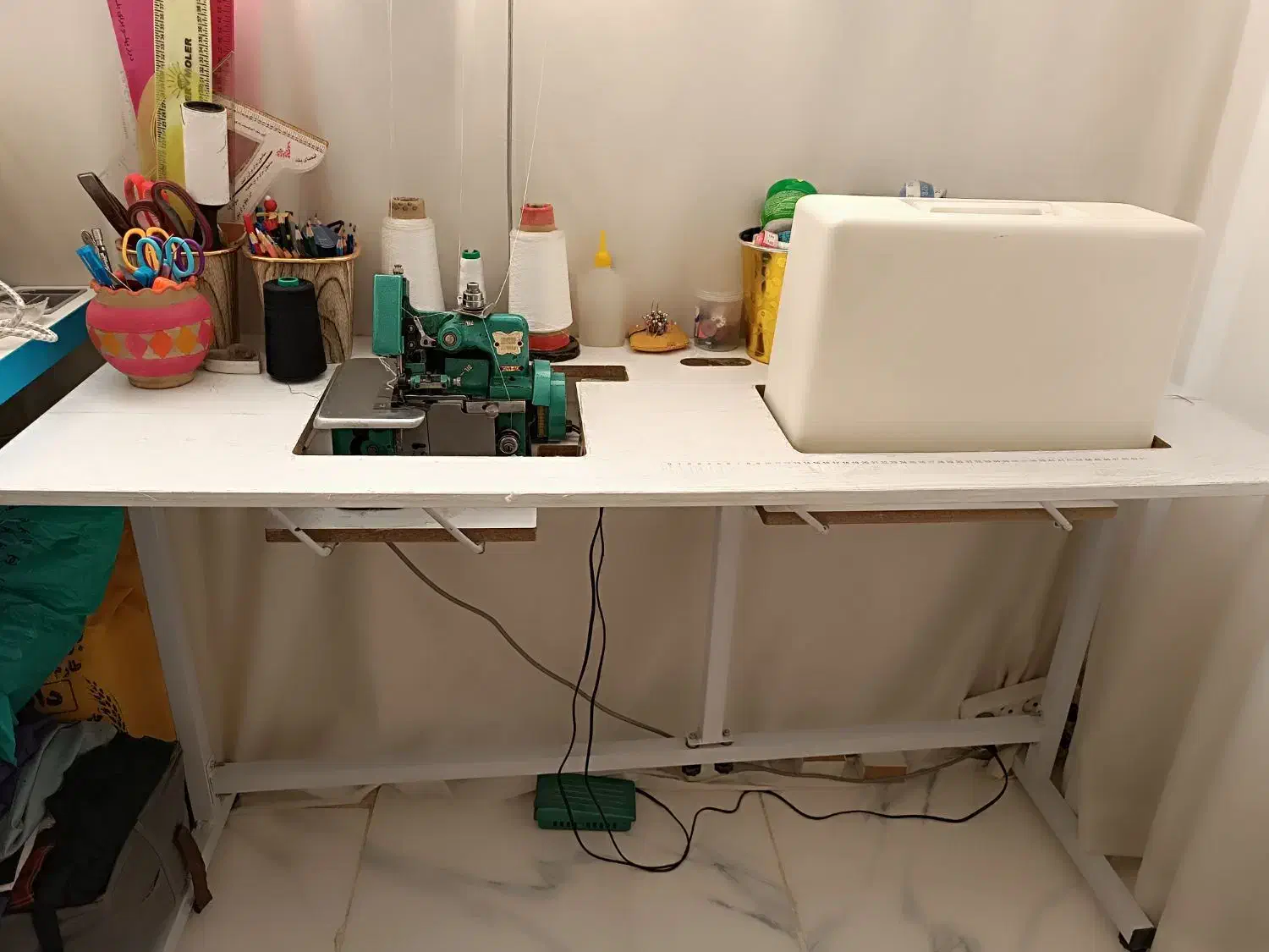 فروش میز و چرخ سردوز پروانه|چرخ خیاطی و ریسندگی|شهریار, شهریار|دیوار