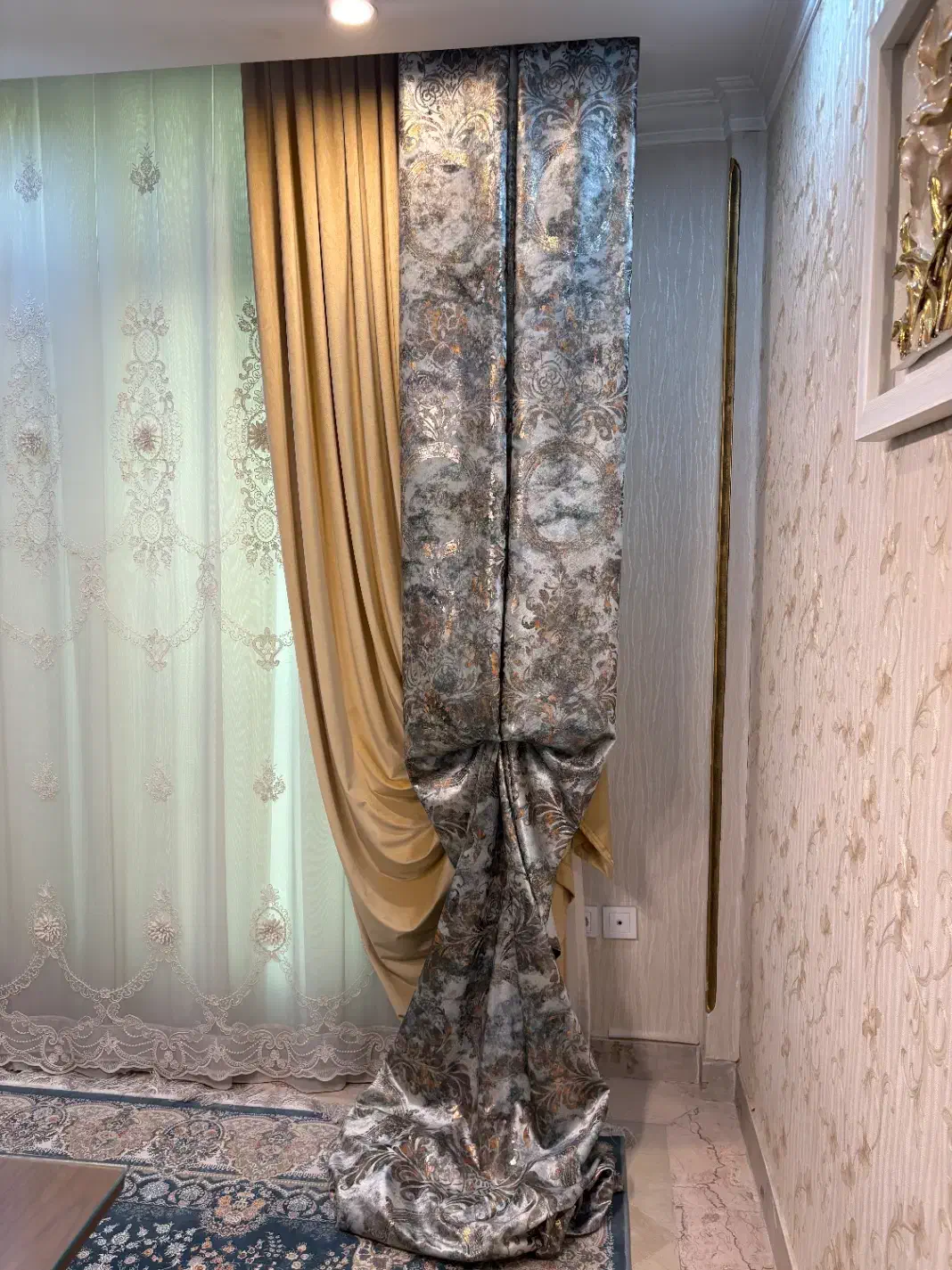 پرده پذیرایی شیک ۳ لایه و تمیز|پرده، رانر، رومیزی|تهران, حافظیه|دیوار