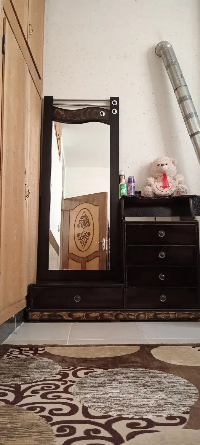 میز آرایش و دراور لباس|جاکفشی، کمد، دراور|نجفآباد, گلدشت|دیوار