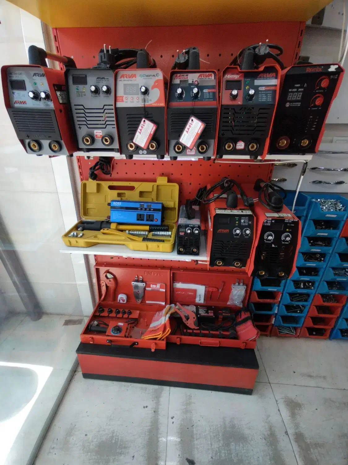 موتور جوش رونیکس۴۶۰۴ اینورتر جوش رونیکس|ماشین‌آلات صنعتی|شیراز, سعدیه جنوبی|دیوار